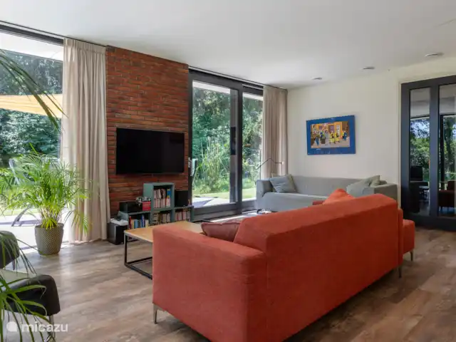 Bosvilla de Merel, unieke lokatie    huren in Nederland, Drenthe, Wateren - villa Woonkamer Merel
