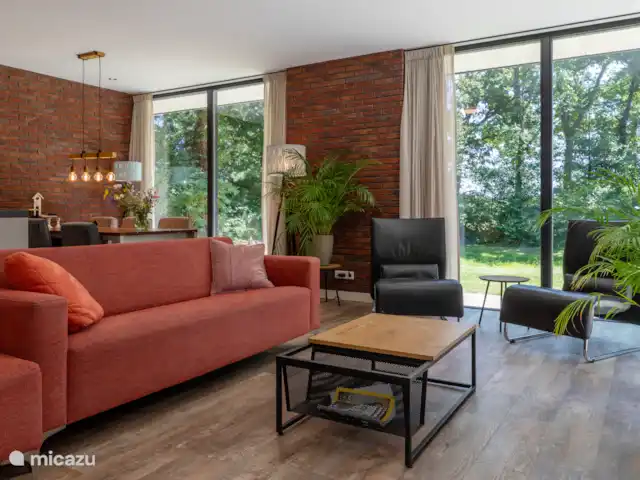 Bosvilla de Merel, unieke lokatie    huren in Nederland, Drenthe, Wateren - villa Woonkamer Merel