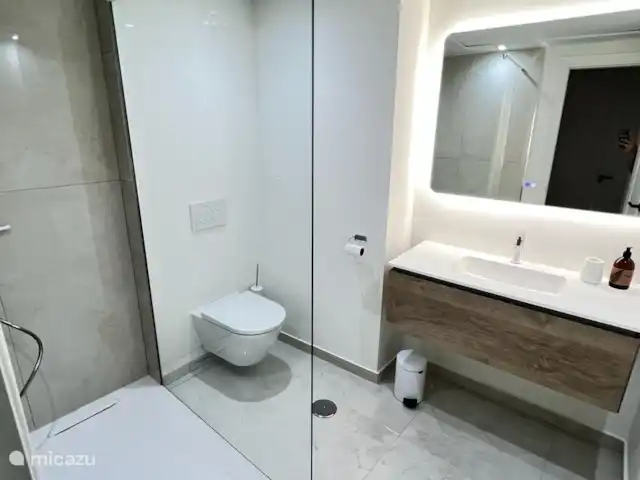 Bermudas Playa 37 en España, Costa del Sol, Estepona - apartamento mal 2