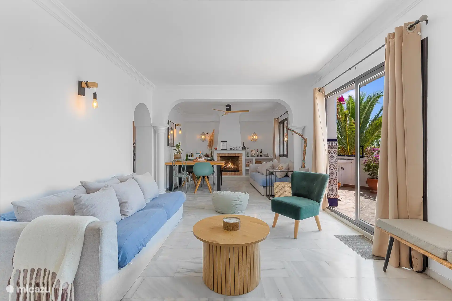 Living room comprising:
- 2 modern sofas, bench and extra chair
- Coffee tables
- Wireless internet
- TV and lots of board games
- Dining area with a large family table