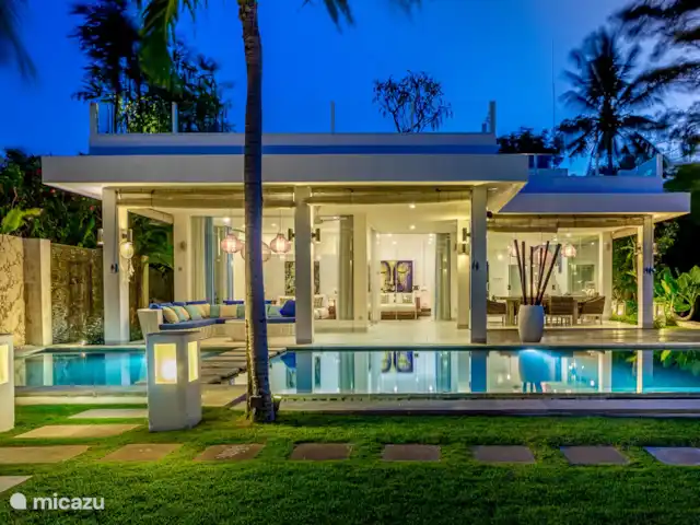 Villa Ibiza @ Bali | Indonésie, Bali, Lovina - villa Éclairage enchanteur le soir