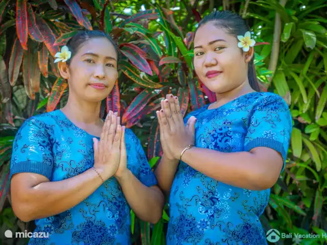 Villa Ibiza @ Bali | Indonésie, Bali, Lovina - villa Kadek et Komang du personnel veillent à ce que vous puissiez profiter pleinement de vos vacances