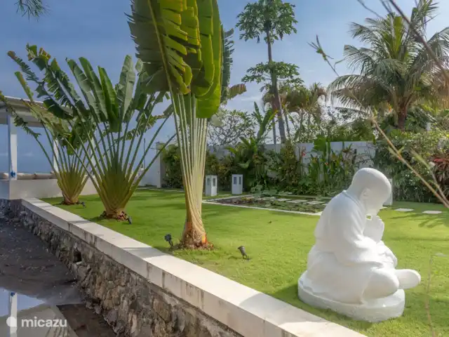 Villa Ibiza @ Bali | Indonésie, Bali, Lovina - villa La rivière le long du jardin