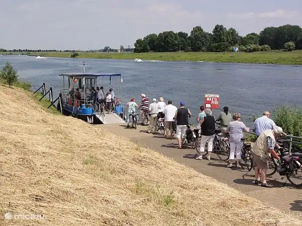 Bac piéton Ohé en Laak - Belgique