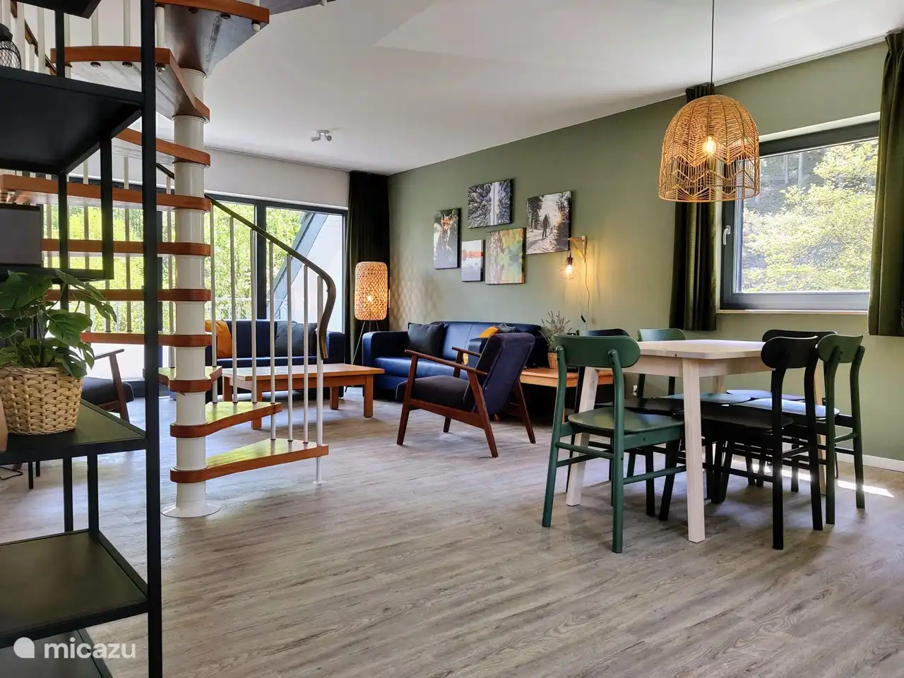 Das große 2. Wohnzimmer im Obergeschoss des Hauses