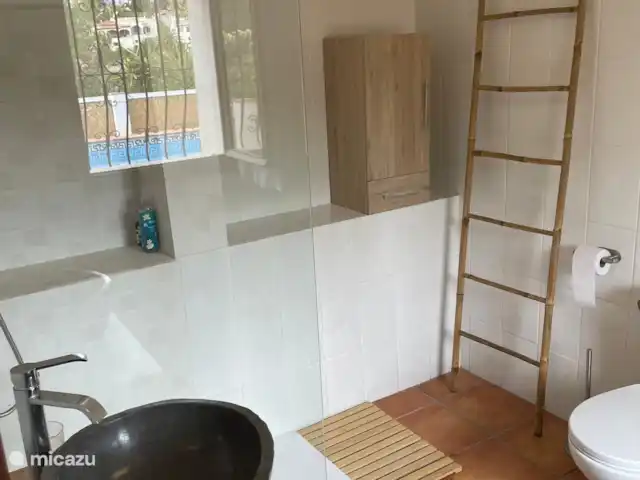 Le rouge-gorge | Espagne, Costa Blanca, Benissa - villa Salle de bain appartement au rez-de-chaussée
