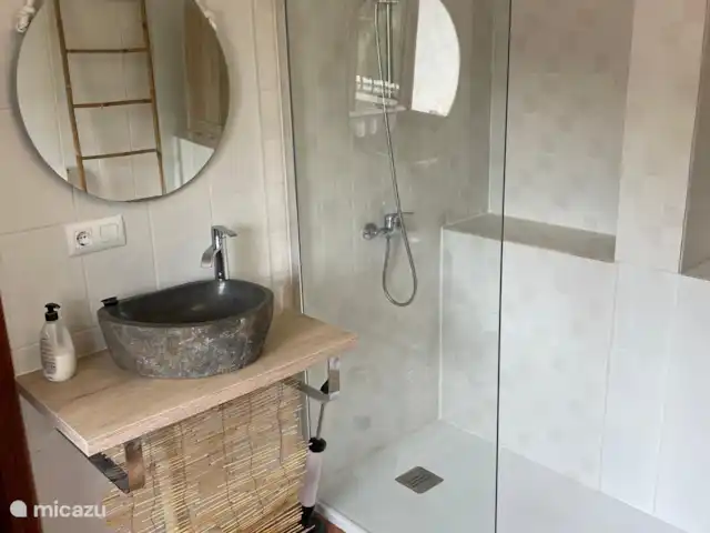 Le rouge-gorge | Espagne, Costa Blanca, Benissa - villa Salle de bain appartement au rez-de-chaussée