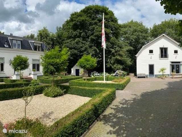 Maison de Vacances Pays-Bas, Drenthe, Zeegse - chambres d'hôtes Remise de Villadelfia