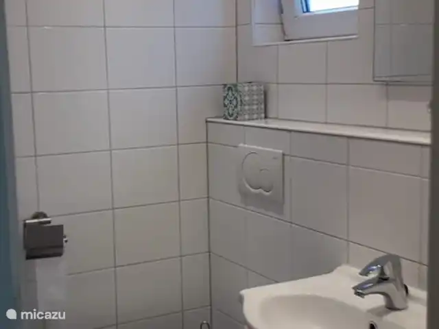 Onderdemolen en Países Bajos, Holanda Meridional, Stellendam - bungaló