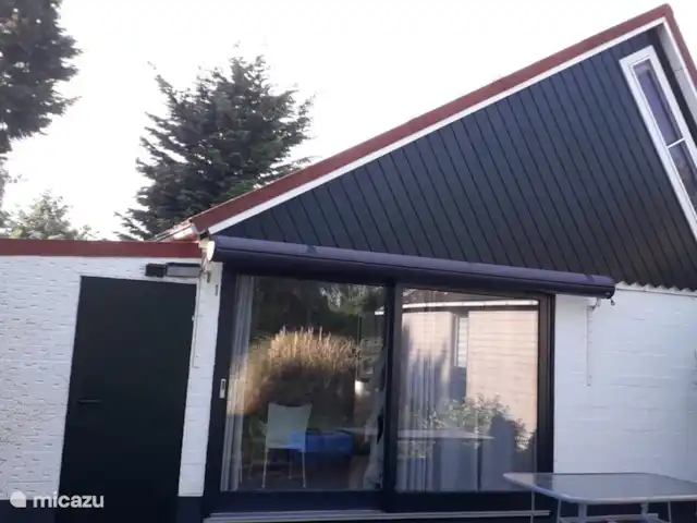 Onderdemolen en Países Bajos, Holanda Meridional, Stellendam - bungaló