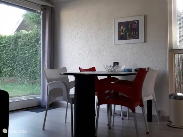 Onderdemolen en Países Bajos, Holanda Meridional, Stellendam - bungaló