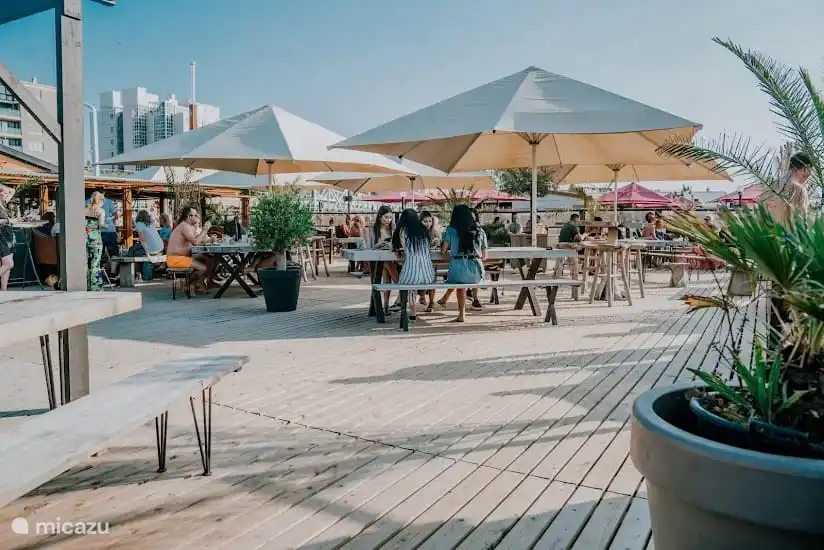 Eine der vielen Strandbars