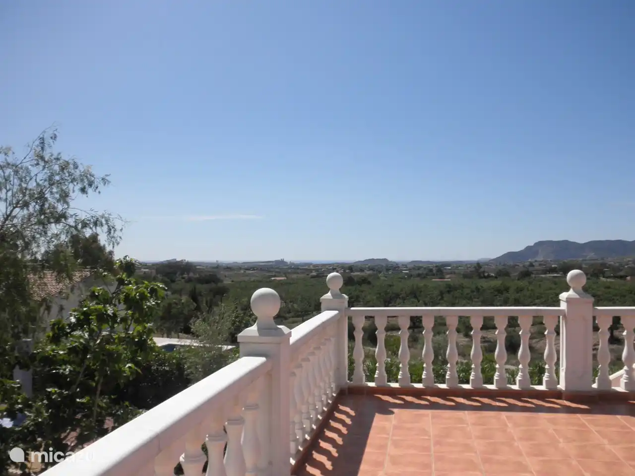 Mooie vergezichten over de stad Alicante vanaf ons balkon.
