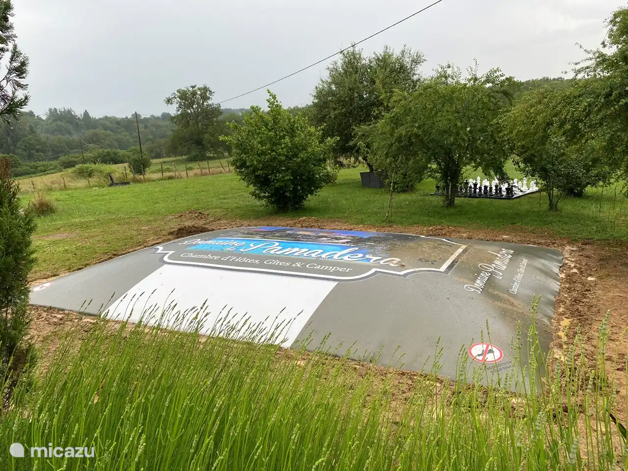 Air trampoline of 8x5 meters