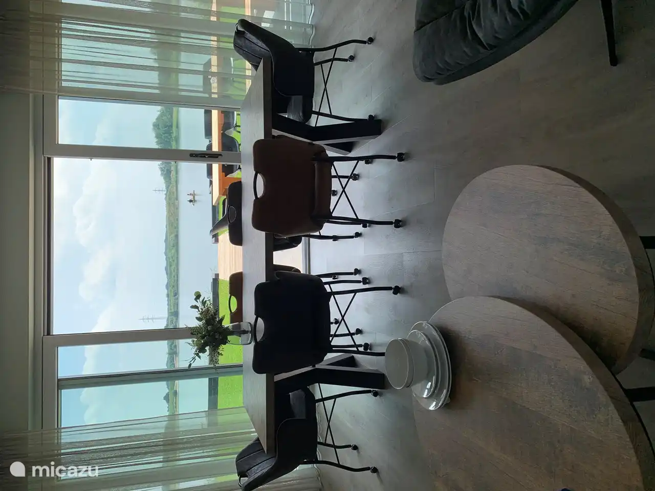 Esstisch mit Aussicht 