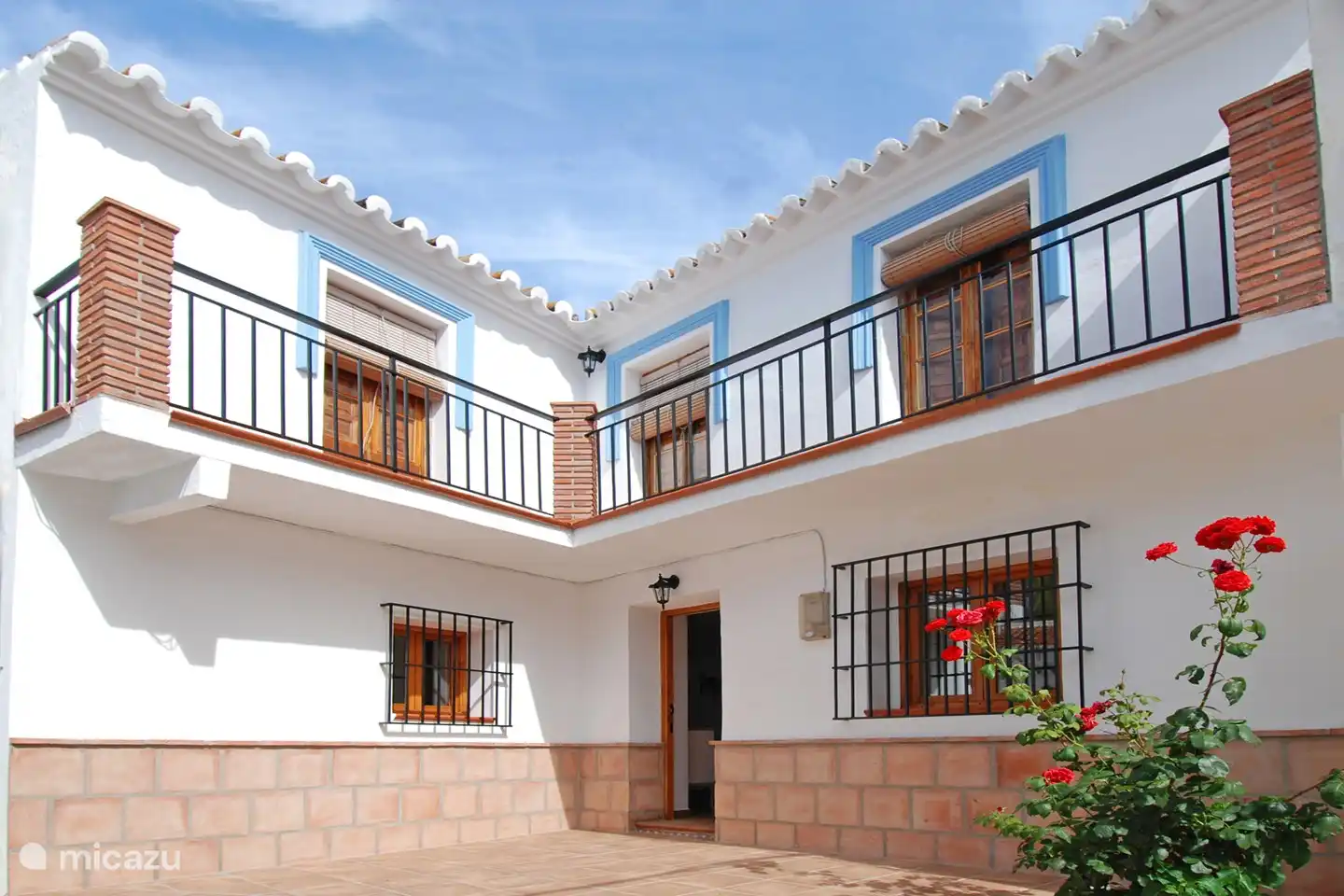 Qui peut imaginer que derrière cette façade se cache un petit paradis ?