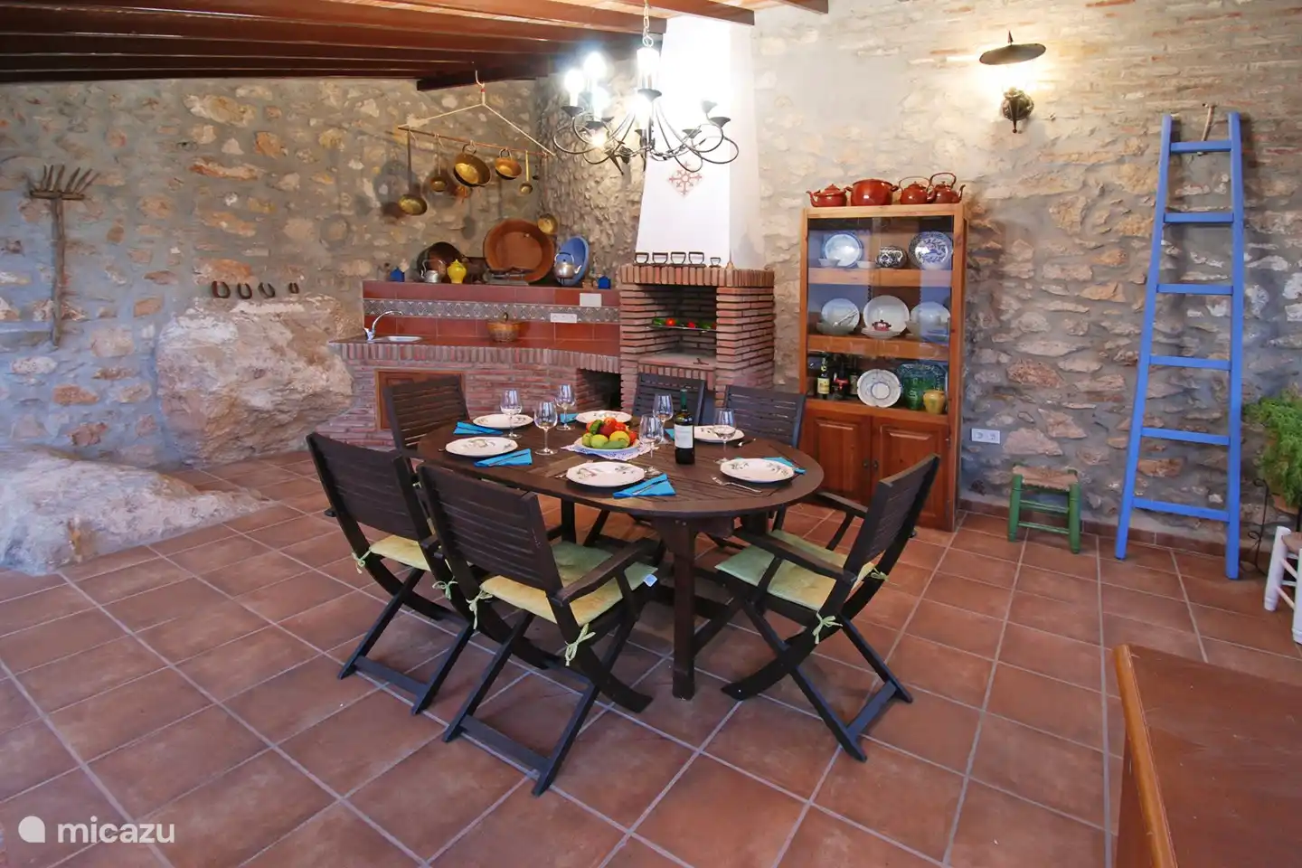 Nous avons essayé de préserver au maximum les murs anciens de la maison.