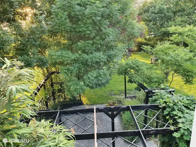 Location de Vacances Pays-Bas, Hollande du Nord, Hoogwoud, maison de vacances - Kloin maar Foin De la fenêtre arrière, vous pouvez regarder dans le jardin du milieu