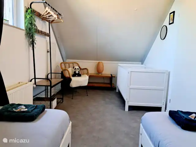 Bungalow forêt 93 | Pays-Bas, Gueldre, Ewijk - bungalow Chambre 2 avec lit bébé