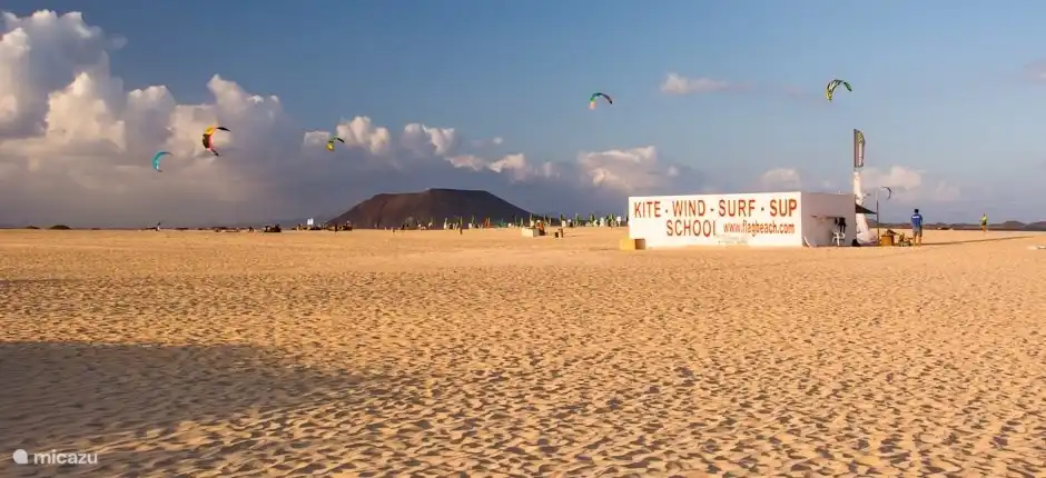 Kite-Wind-Surf-Sup-Schule nur wenige Gehminuten vom Haus entfernt (Flagbeach)