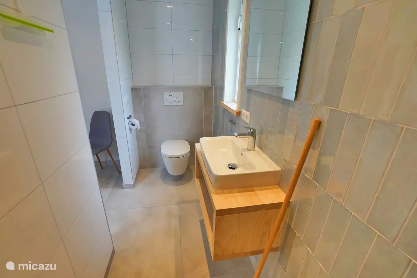 Badezimmer und Suite im Erdgeschoss