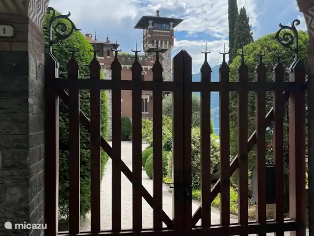 apartamento en Italia, Lago de Como, Acquaseria – Apartamento Ulivo 18 con vista al lago La villa de James Bond