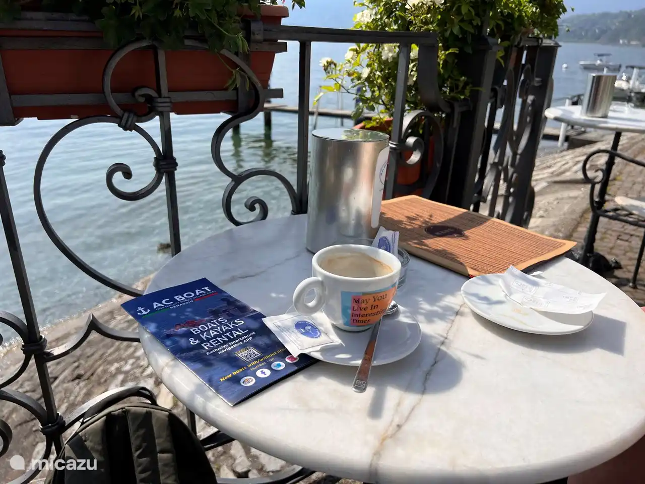 En el paseo de Menaggio