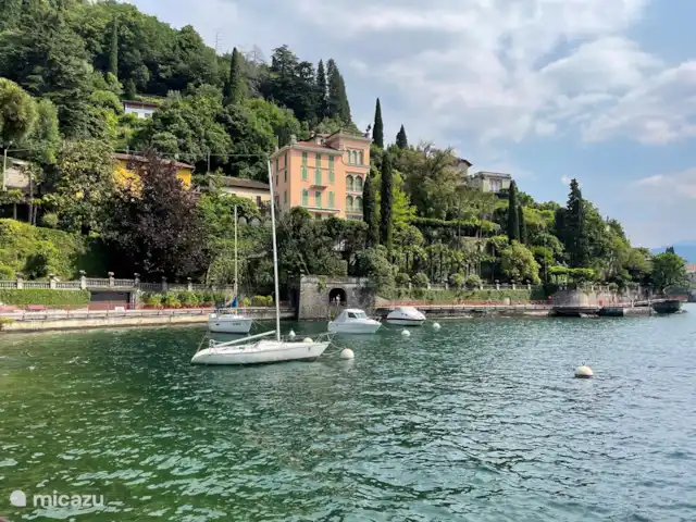 apartamento en Italia, Lago de Como, Acquaseria – Apartamento Ulivo 18 con vista al lago Vista desde el lago en Varenna