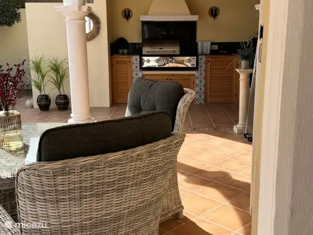 Villa Fleur | Espagne, Costa Blanca, Jávea - villa Vue de la cuisine extérieure couverte avec le barbecue Boretti Ligorio Top