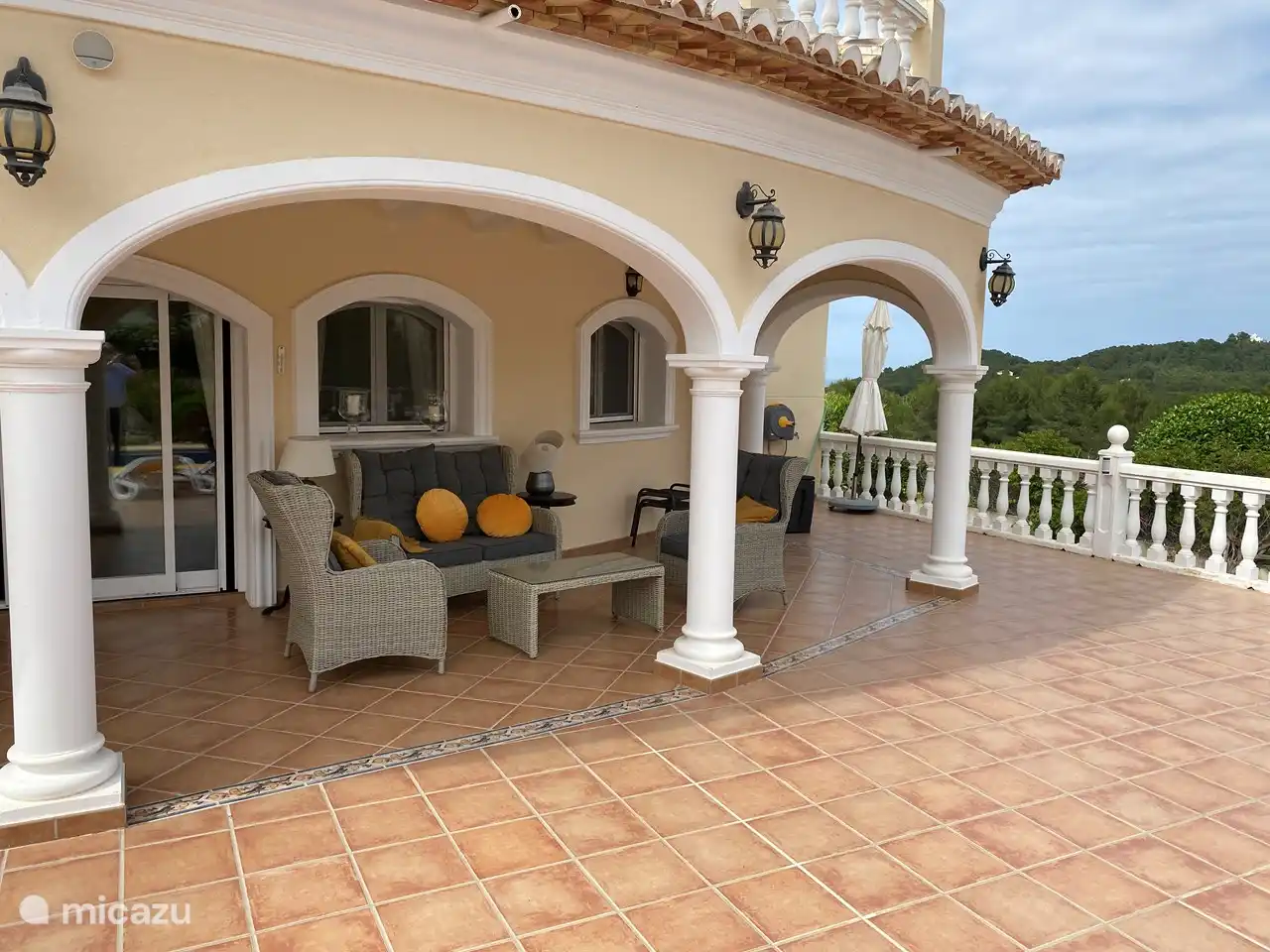 Terrasse couverte (naya)