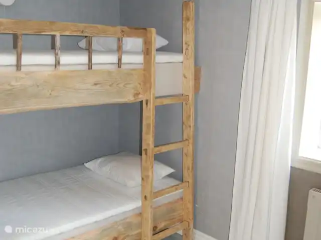 Latitude | Suède, Västergötland, Torestorp - cabane en bois / lodge chambre 2