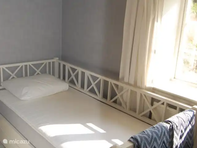 Latitude | Suède, Västergötland, Torestorp - cabane en bois / lodge chambre 3