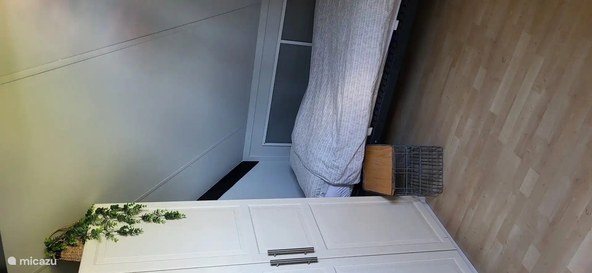 Bedroom 2 also has a 3rd bed