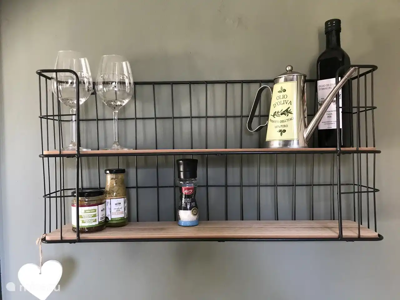 The kitchen, there is the most necessary present, think of sugar, olive oil, pepper & salt dish cubes.