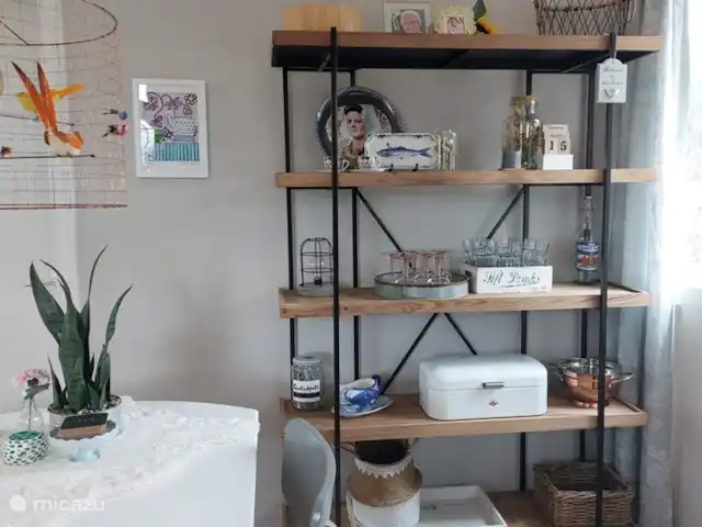 'De Garnaal' de Zuidhoek 1 | Pays-Bas, Zélande, Renesse - bungalow Meublé en détail et beaucoup de vaisselle et de verres, etc.