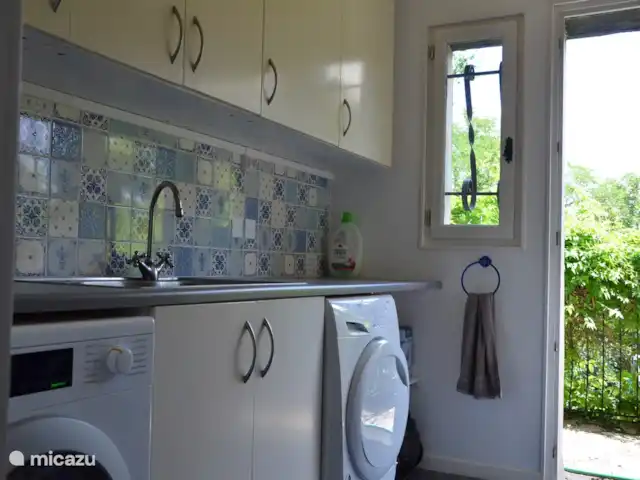Peymassou | France, Dordogne, Port-Sainte-Foy-et-Ponchapt - villa Buanderie avec machine à laver et sèche-linge