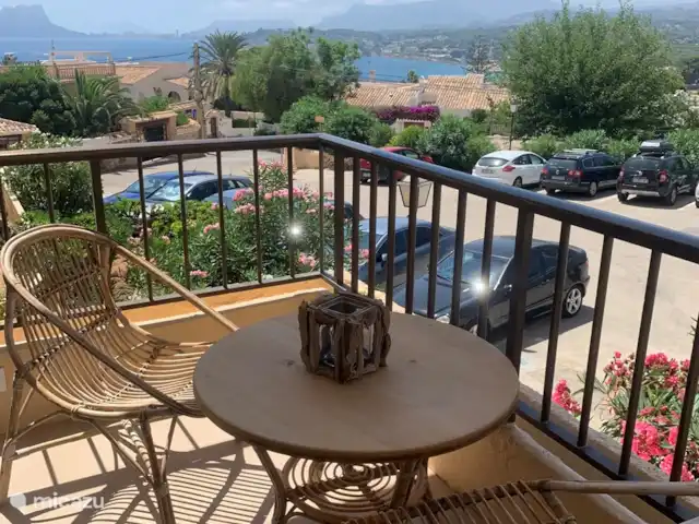 Ca Mili en España, Costa Blanca, Moraira - apartamento Siéntate cómodamente en el balcón.