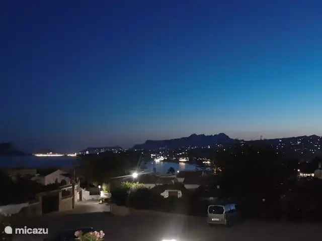 Ca Mili en España, Costa Blanca, Moraira - apartamento Moraira de noche vista desde el salón