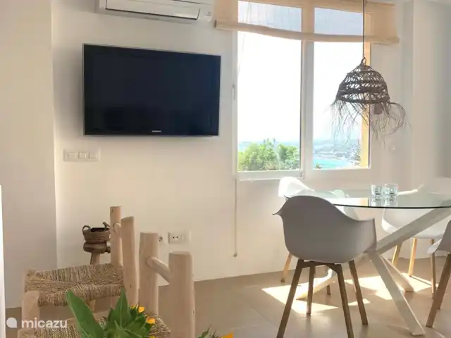 Ca Mili en España, Costa Blanca, Moraira - apartamento Televisor de pantalla plana con Google Chromecast. Wi-Fi de fibra rápida. Aire acondicionado.