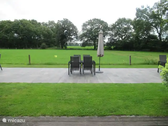 Boerderijlodges 't Vrielinck 4 huren in Nederland, Overijssel, Hezingen - vakantiehuis Uitzicht vanuit de lodge