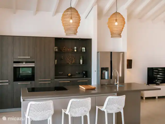 Location de Vacances Curaçao, Curaçao-Centre, Blue Bay, villa - Villa de luxe à 200 mètres de la plage Tout ce dont vous avez besoin dans une cuisine !