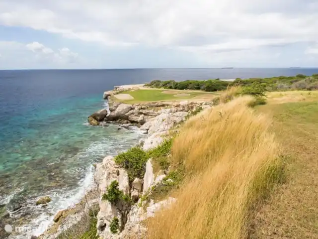 Location de Vacances Curaçao, Curaçao-Centre, Blue Bay, villa - Villa de luxe à 200 mètres de la plage Trou 6, frappez votre balle au-dessus de la mer sur le green