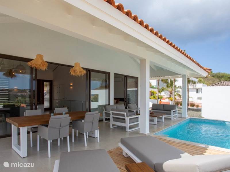 Maison de Vacances Curaçao, Curaçao-Centre, Blue Bay Villa Kas Ku Bista villa de luxe avec piscine