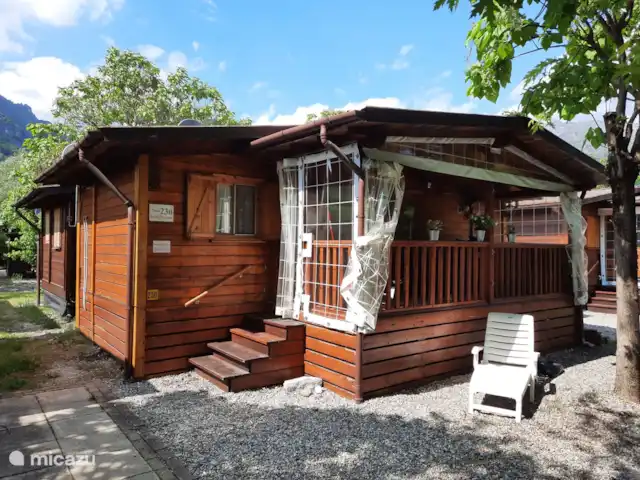 Location de Vacances Italie, Lacs italiens , Porlezza, chalet - comme 230 Location de Vacances Italie, Lacs italiens , Porlezza, chalet - comme 230