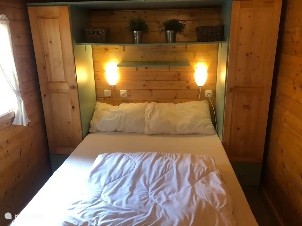 2 dormitorios. con 2 y 3 camas