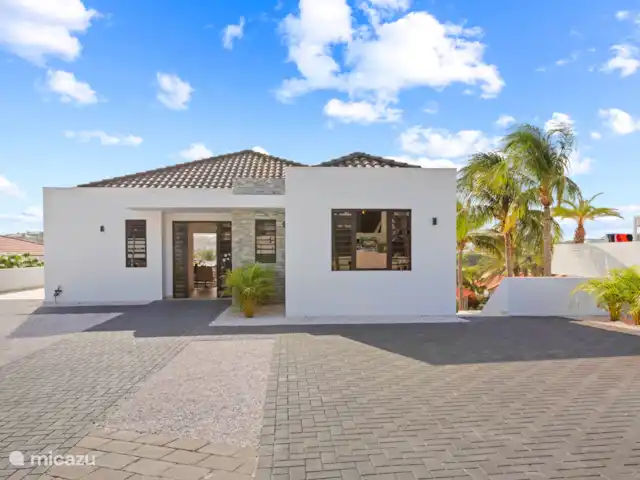 Villa Blue Bay Curaçao | Curaçao, Curaçao-Centre, Blue Bay - villa Parking devant la maison