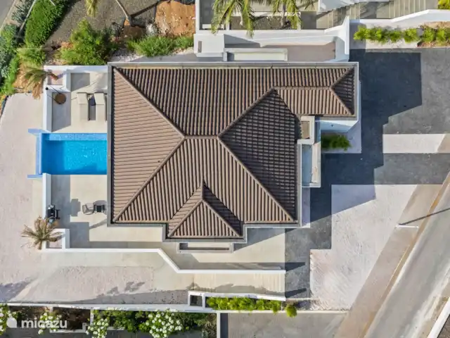 Villa Blue Bay Curaçao | Curaçao, Curaçao-Centre, Blue Bay - villa Drone 2