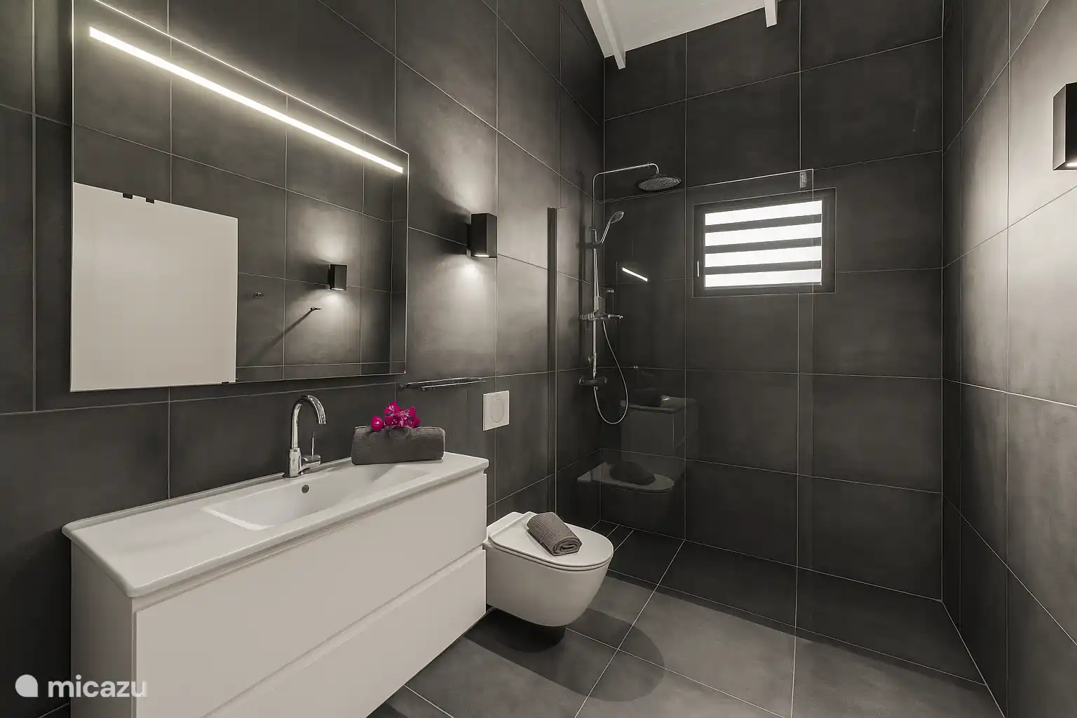 Badezimmer Hauptschlafzimmer