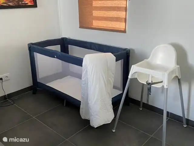 Villa Curalux | Curaçao, Curaçao-Centre, Dominguito - villa Lit bébé avec draps et couette sont disponibles dans la maison. Le lit peut également être utilisé comme parc. Nous avons également une chaise haute.