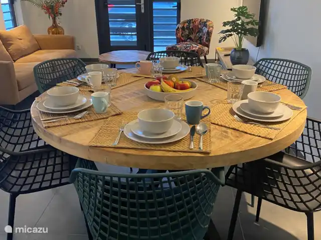 Villa Curalux | Curaçao, Curaçao-Centre, Dominguito - villa Manger à l'intérieur à la table ronde; agréable!!